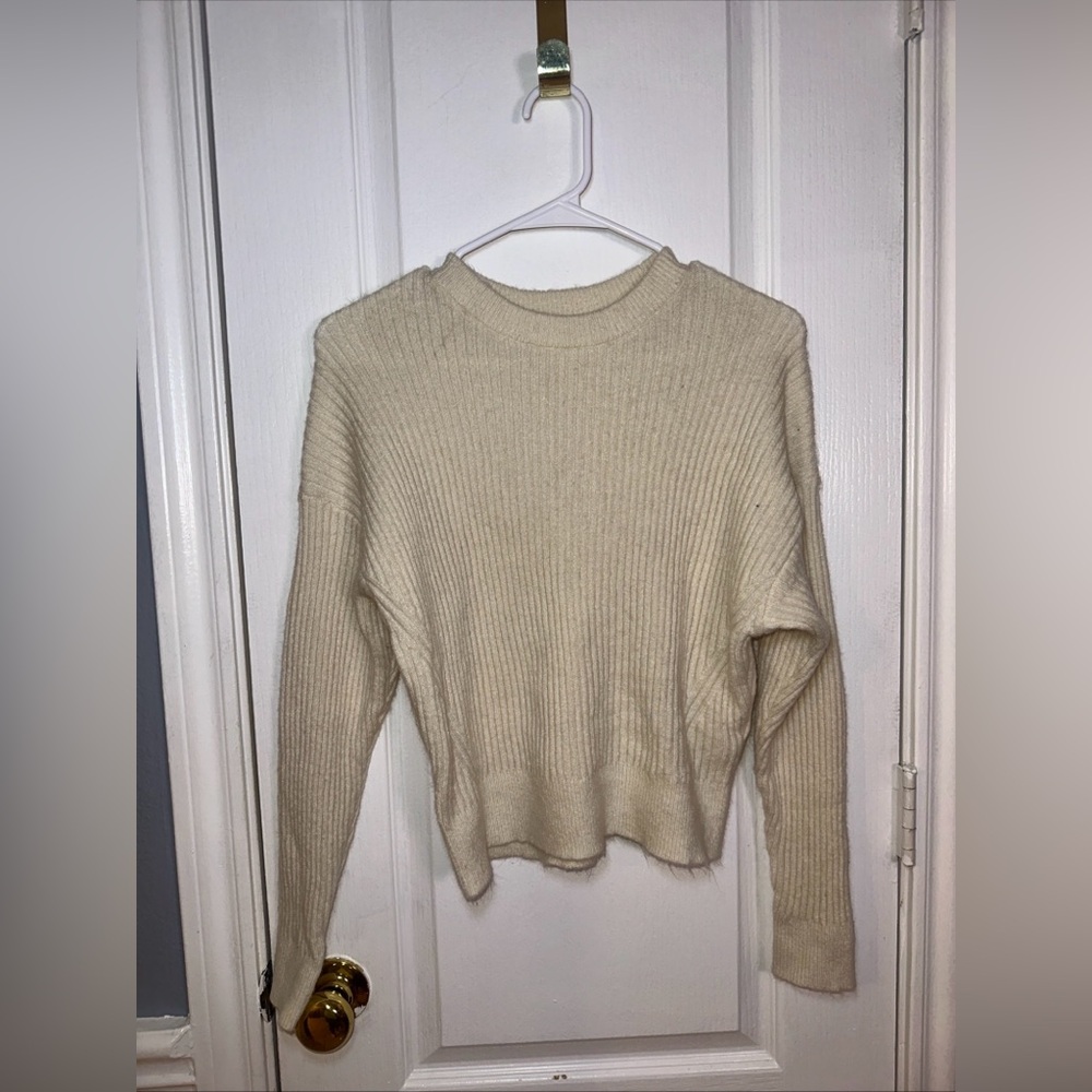 Elodie‎ Crewneck Ribbed Crop Sweater Ivory Mediim NWT